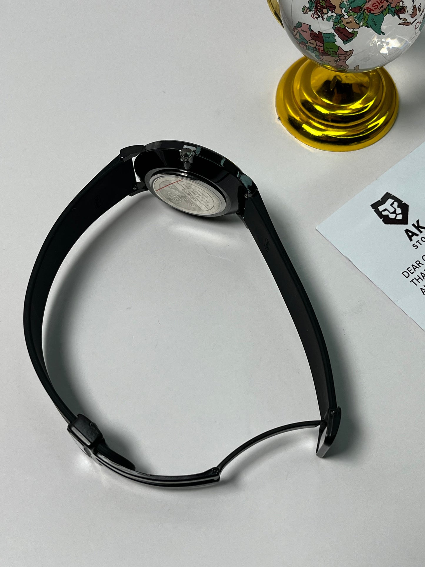 Bestwin Magnetic Lock & Silicone Rubber Straps Wrist Watch