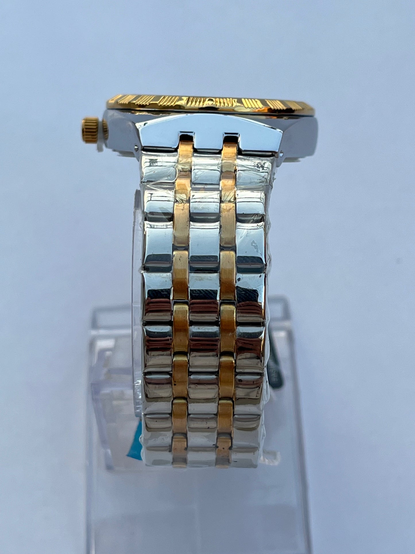 Ticarto Diamond Watch – 4 Elegant Color Variants