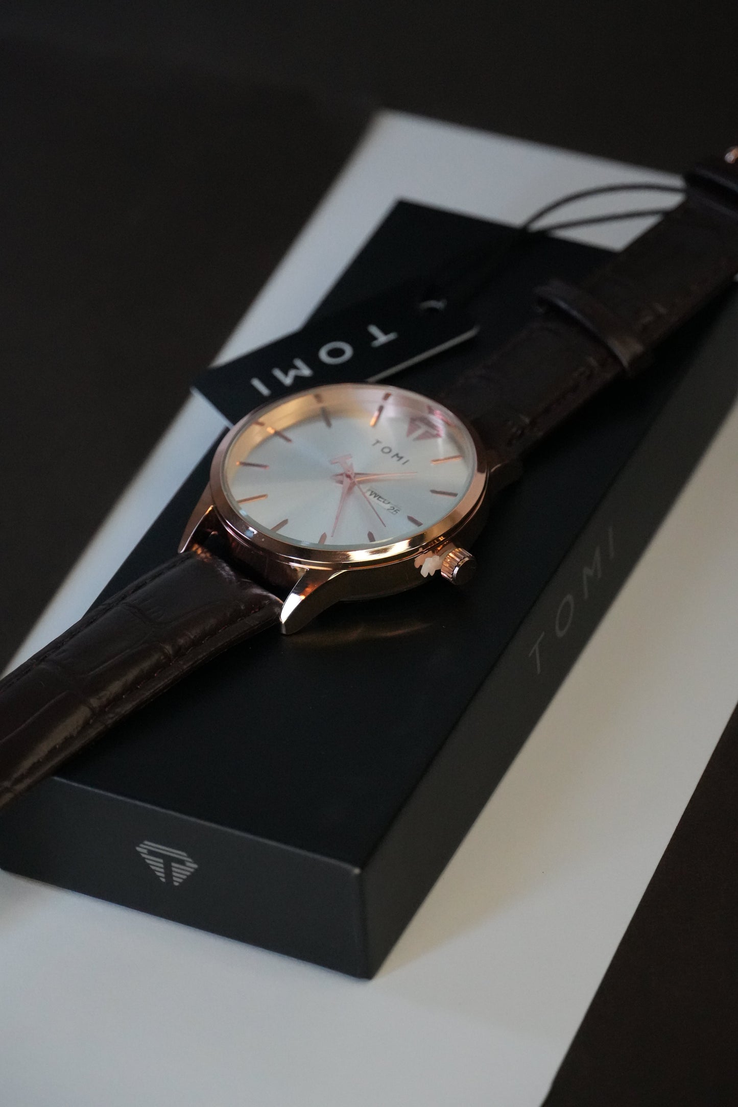 TOMI Leather Strap T-045
