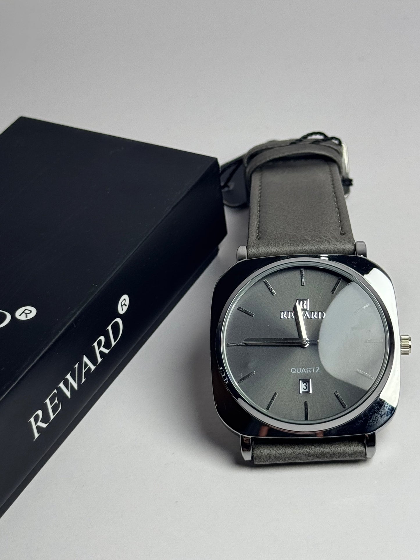 Reward Classic Leather Watches